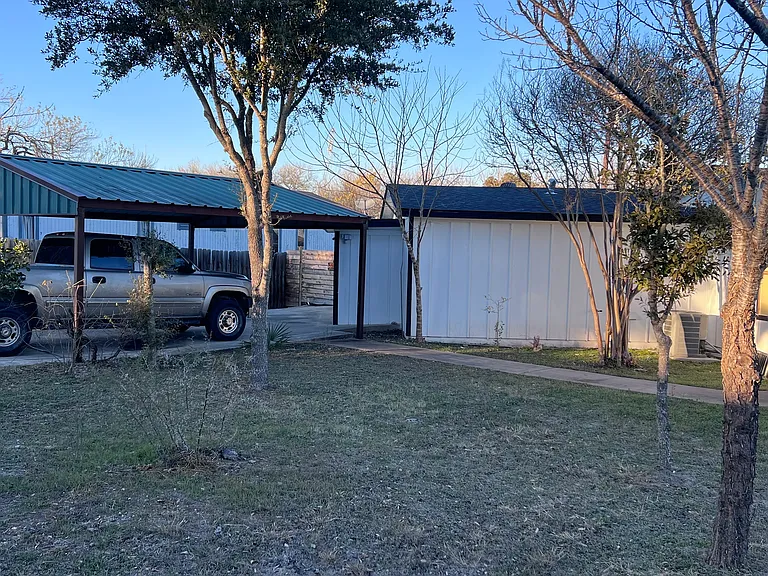 208 Hitching Post Dr — Photo 13