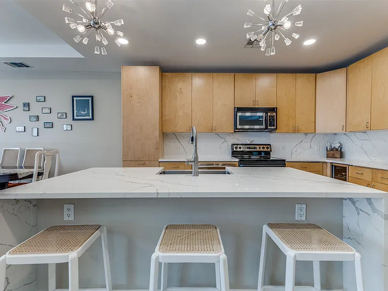 1505 Elm St #1101 — Photo 10