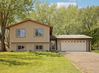 8910 Janero Ave S, Cottage Grove, MN 55016