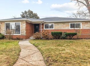 14245 Oak Park Blvd, Oak Park, MI 48237