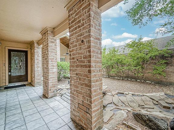 4th image of 16347 Craighurst Drive