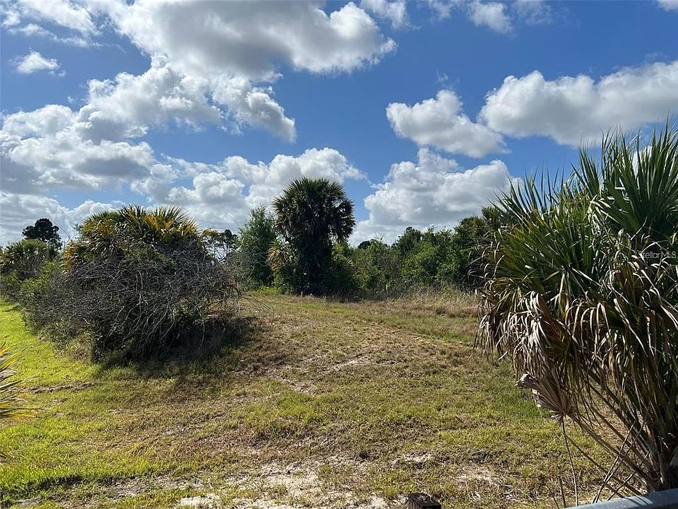 2nd image of Fiveleaf Rd #10