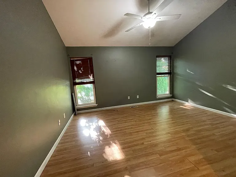 22 Glenview Dr #22 — Photo 12