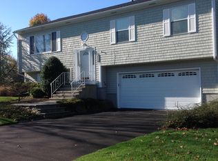 6 Judy Dr, Bristol, RI 02809
