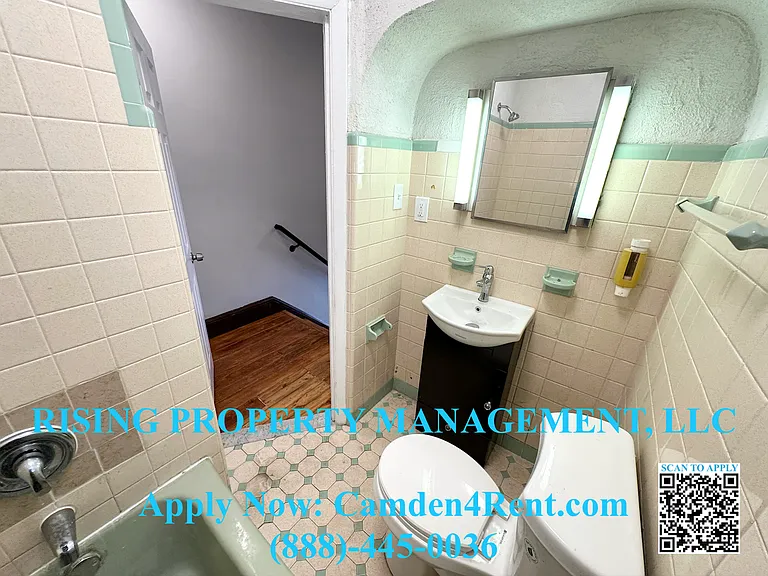 749 Spruce St — Photo 6