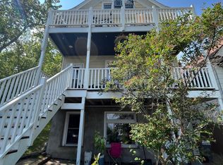 215 W 7th St #3, Duluth, MN 55806