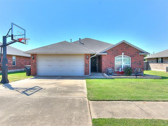 2nd image of 4113 Queens Dr