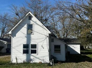 330 Yankeetown St, Mount Sterling, OH 43143