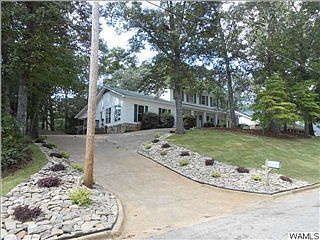 2nd image of 5306 Lakehurst Dr