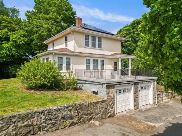 19 Boynton St, Lynn, MA 01904