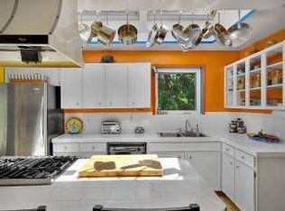 10024 20th Ave NE, Seattle, WA 98125