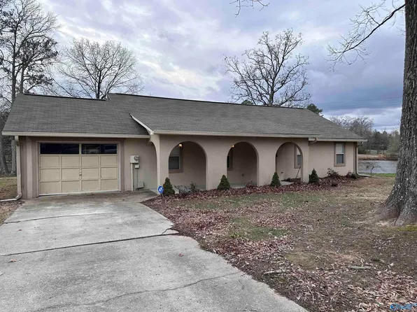 92 McDowell Cir, Boaz, AL 35957