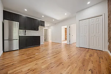 128 Montague Street, #4