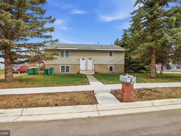 100 4th St NW, Montgomery, MN 56069