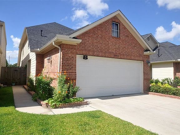 3rd image of 20913 Sunrise Pine View Ln