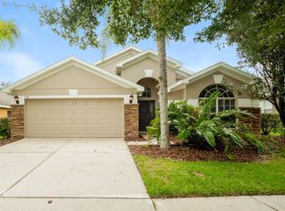 433 Down Pine Dr, Seffner, FL 33584