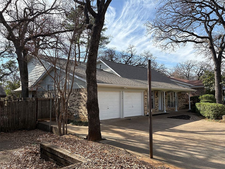 1st image of 2716 Plover Ln