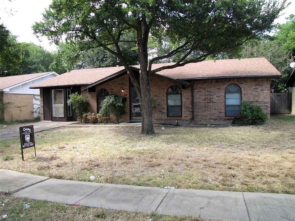 1st image of 1122 La Fiesta Dr