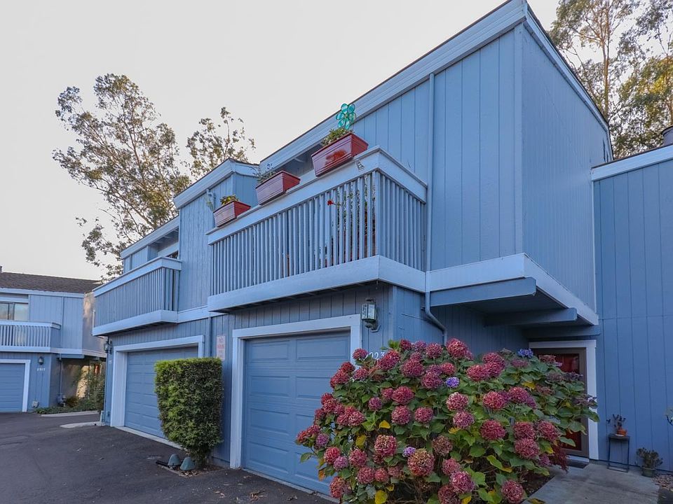 1st image of 2923 Leotar Cir