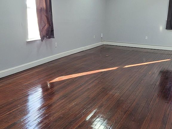 5th image of 178 Union Ave Floor 3
