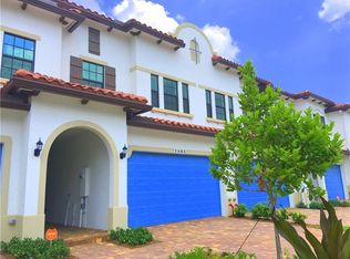 1409 SW 113th Ave, Hollywood, FL 33025