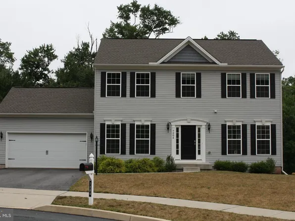 7204 Hidden Meadow Ln, Harrisburg, PA 17112