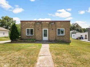 1535 W Kimberly Rd, Davenport, IA 52806