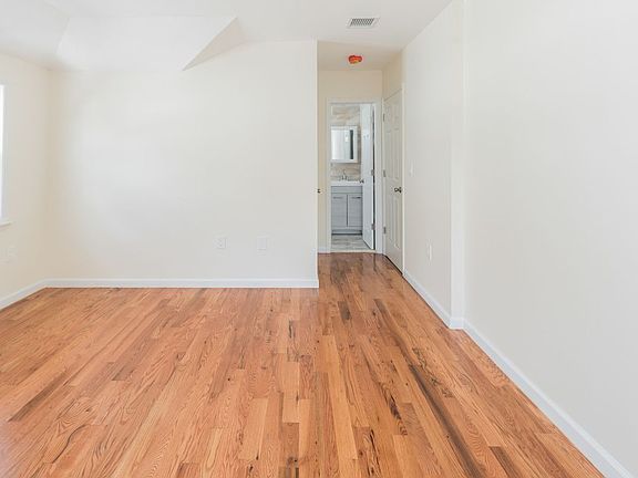 4th image of 14605 120th Ave