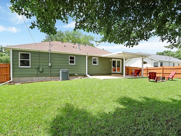 119 N Kaw Dr — Photo 31