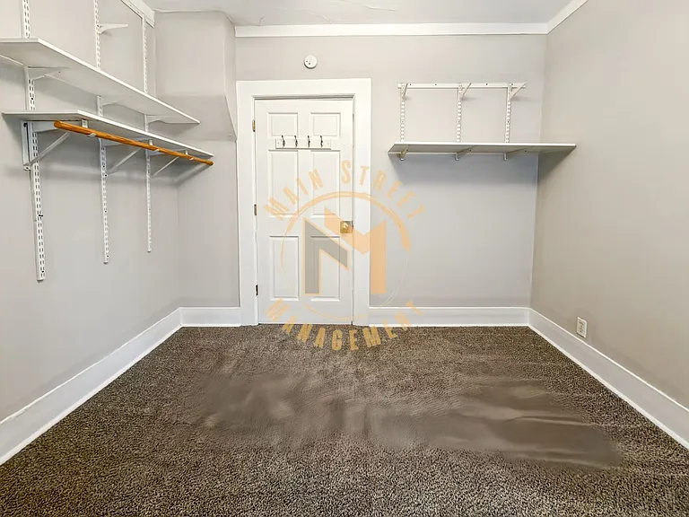 512 School Ave — Photo 5