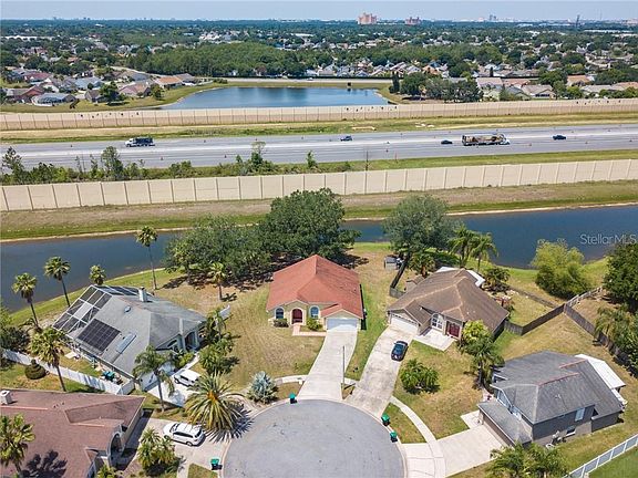 5th image of 11884 Hartfordshire Way
