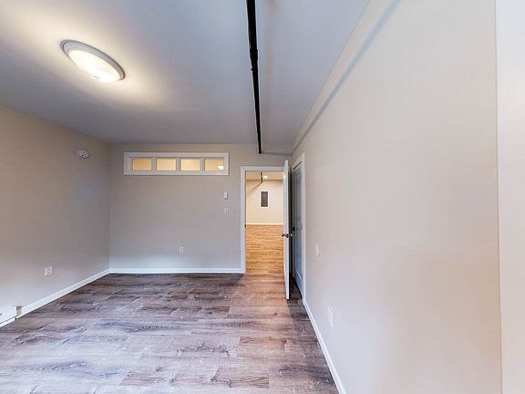 4th image of 58A105 Fountain St #105