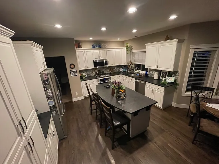 14204 NE 33rd Ave — Photo 4