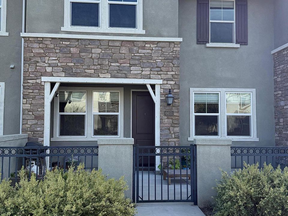 1st image of 6651 Calle Koral