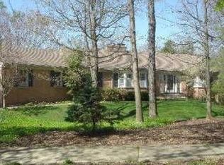 645 Manhattan Rd SE, East Grand Rapids, MI 49506