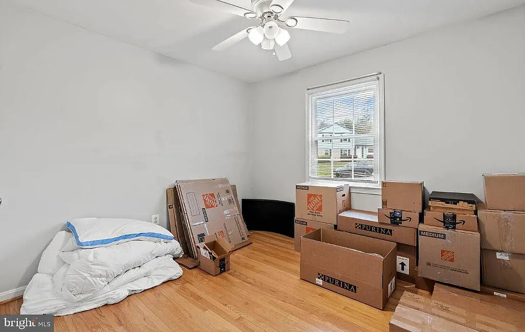 4 bed, 2806 sqft, $4,000 — Photo 4