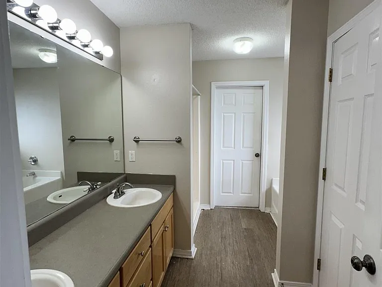 10306 Wailuku Dr — Photo 14