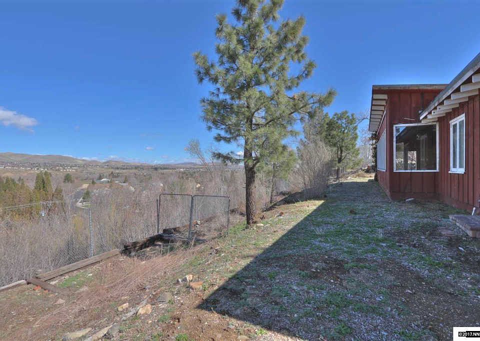 2nd image of 30 Frandsen Cir