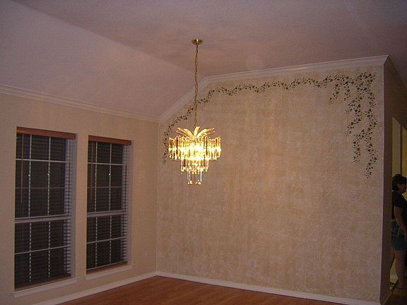 5th image of 336 Woodcrest Dr