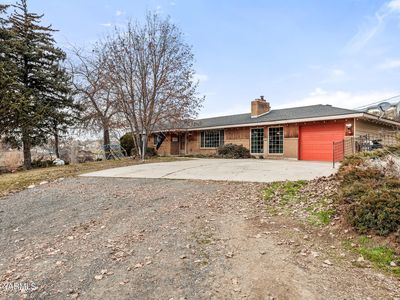 880 Lancaster Rd, Selah, WA, 98942