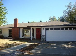 1595 Oakdale Ln, Redding, CA 96002
