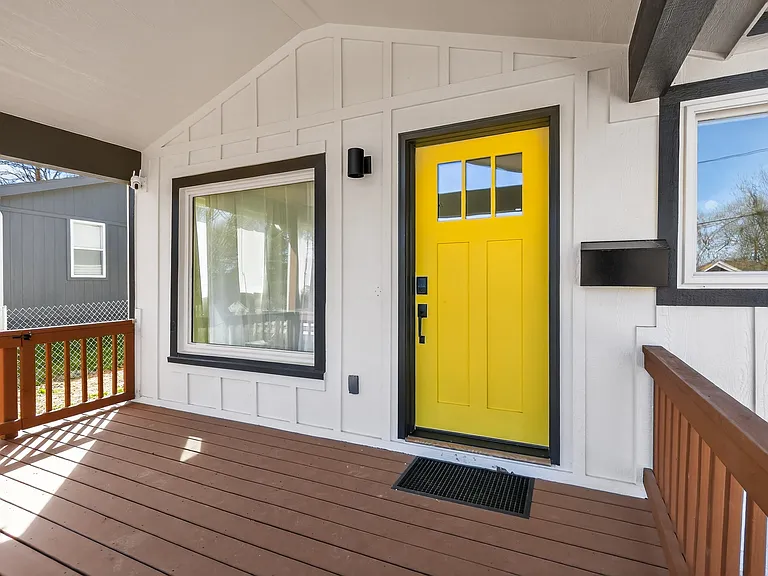 1312 S Emery St — Photo 32