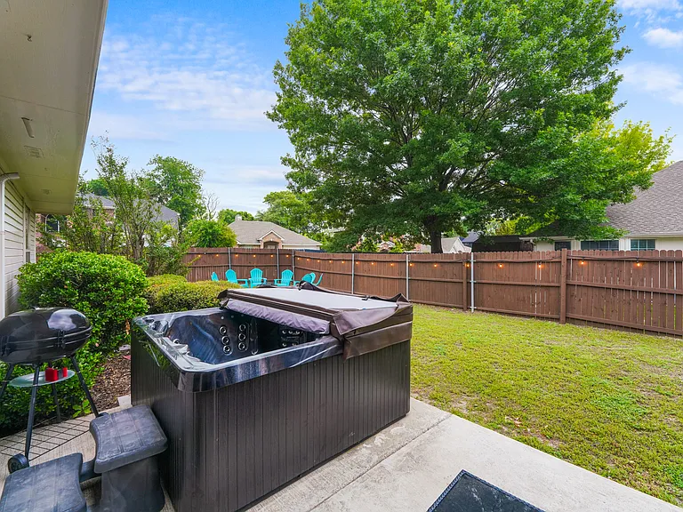 1001 Ridgecrest Dr — Photo 8