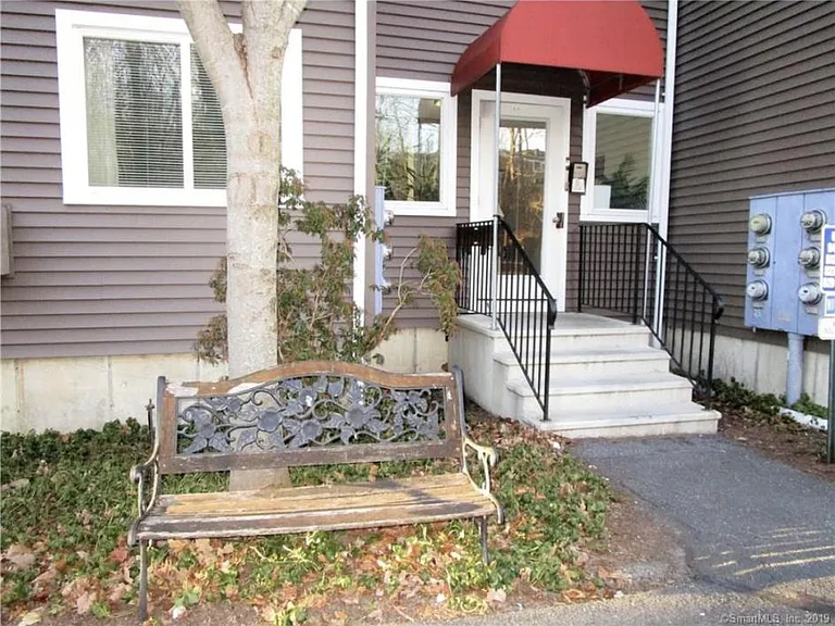 14 Newtown Rd #B12 — Photo 14