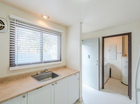 Ellis Creek Townhouses