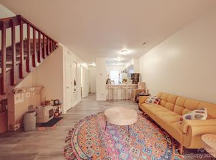 4044 Briarhill Dr, Charlotte, NC 28215