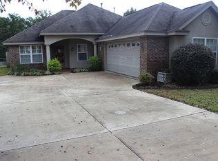 1652 Hawthorne Ln, Prattville, AL 36066