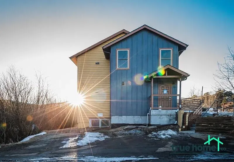 1 bed, 950 sqft, $1,800 — Photo 1