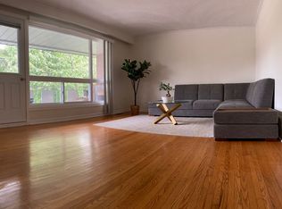 50 41st St #1, Toronto, ON M8W3N6