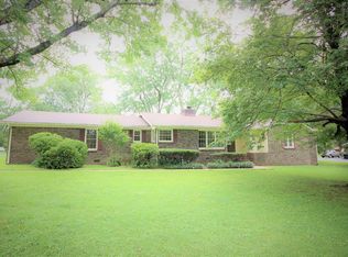 207 Avondale Ave, Tullahoma, TN 37388